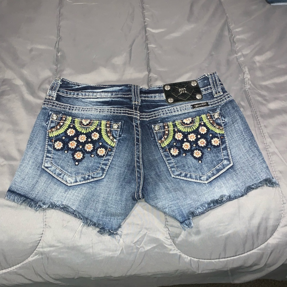 Miss Me shorts size 28